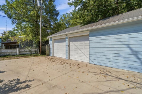 Tiny photo for 1075 Kenton Street, Springfield, OH 45505 (MLS # 226033598)