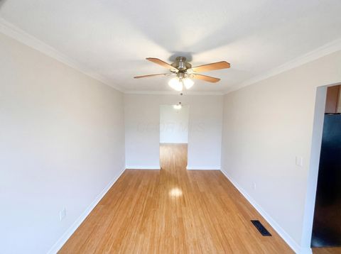 Tiny photo for 6906 Ellen Boat Lane, Canal Winchester, OH 43110 (MLS # 226002749)