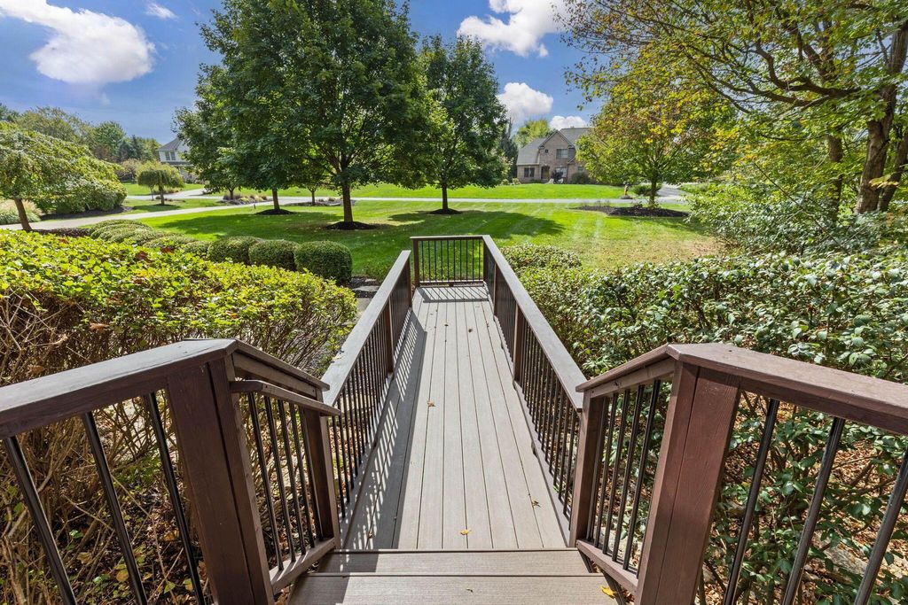 Photo of 5605 Streamside Drive, Galena, OH 43021 (MLS # 225038398)