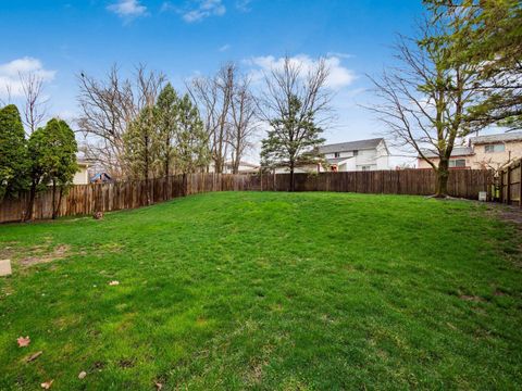 Tiny photo for 2000 Dina Court, Powell, OH 43065 (MLS # 226007333)