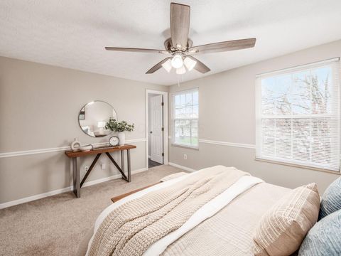 Tiny photo for 2000 Dina Court, Powell, OH 43065 (MLS # 226007333)