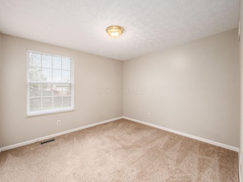 Tiny photo for 2000 Dina Court, Powell, OH 43065 (MLS # 226007333)