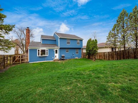 Tiny photo for 2000 Dina Court, Powell, OH 43065 (MLS # 226007333)