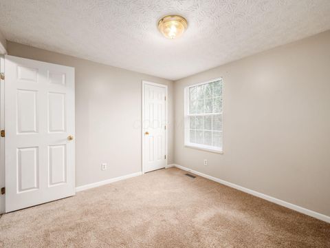 Tiny photo for 2000 Dina Court, Powell, OH 43065 (MLS # 226007333)