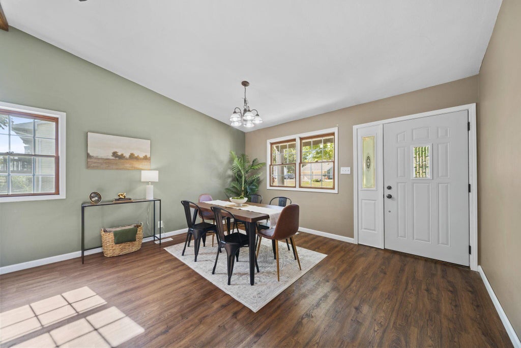 Photo of 236 Clayburne Boulevard, Chillicothe, OH 45601 (MLS # 226040010)