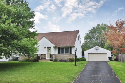 Photo of 714 Island Court, Columbus, OH 43214 (MLS # 226035043)