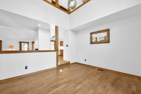 Tiny photo for 8292 Breckenridge Way, Columbus, OH 43235 (MLS # 225037663)