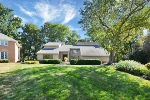 Tiny photo for 8292 Breckenridge Way, Columbus, OH 43235 (MLS # 225037663)