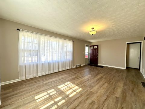 Tiny photo for 337 Pohlman Road, Chillicothe, OH 45601 (MLS # 226006004)