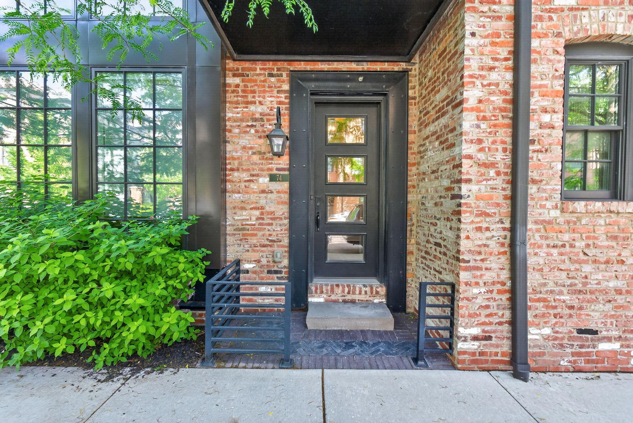 74 N 6th Street TH52