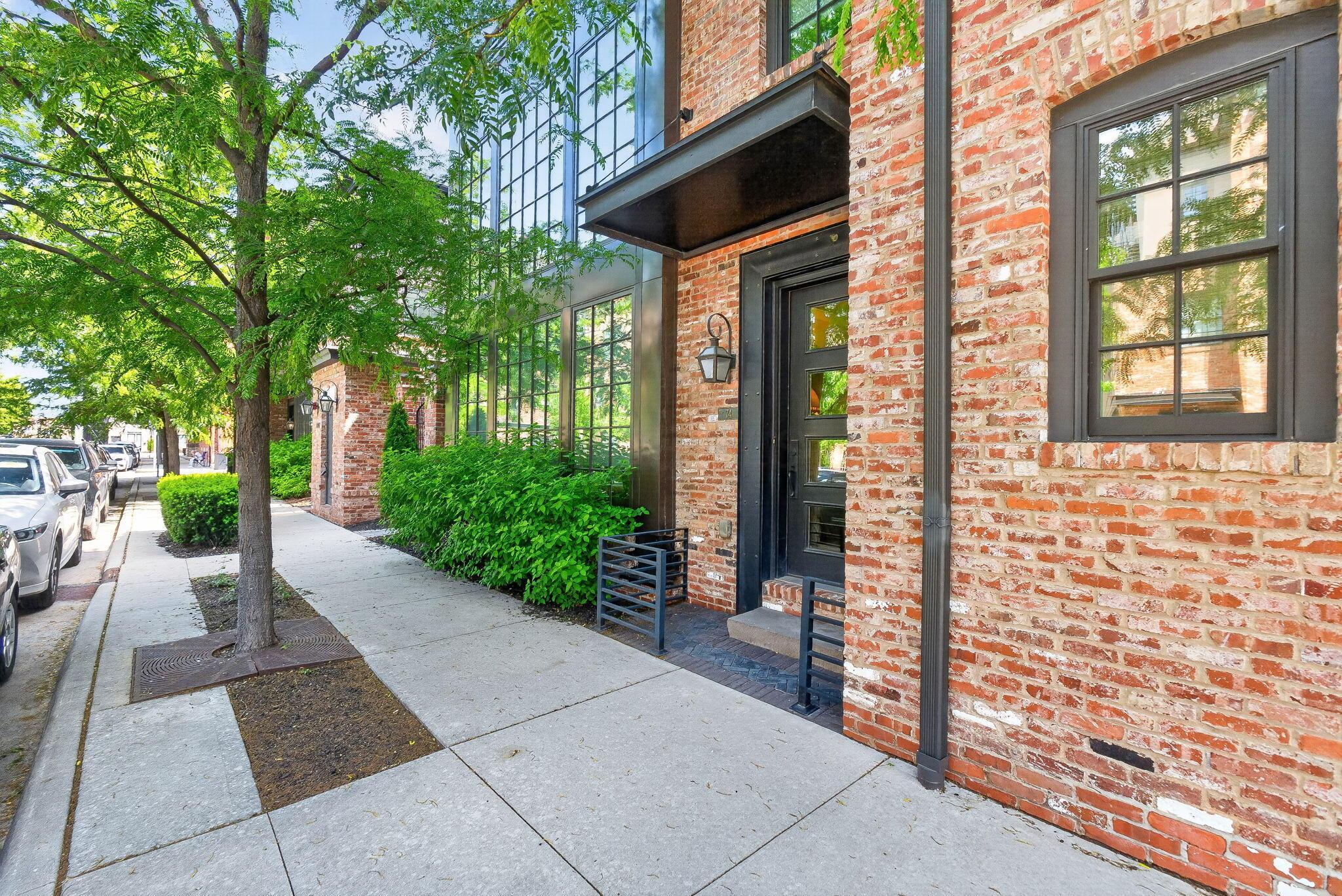74 N 6th Street TH52