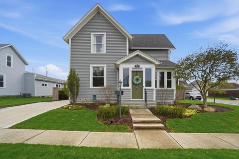 Photo of 427 W Charles Street, Bucyrus, OH 44820 (MLS # 226027235)