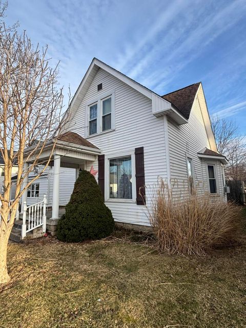 Tiny photo for 735 Leesburg Avenue, Washington Court House, OH 43160 (MLS # 226002550)