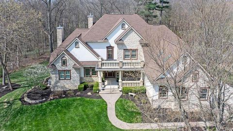 Photo of 1420 Elkhorn Drive, Blacklick, OH 43004 (MLS # 226010402)