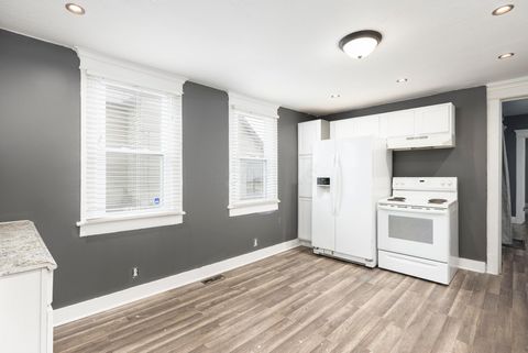 Tiny photo for 174 Boyleston Avenue, Newark, OH 43055 (MLS # 226023734)