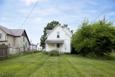 Tiny photo for 174 Boyleston Avenue, Newark, OH 43055 (MLS # 226023734)