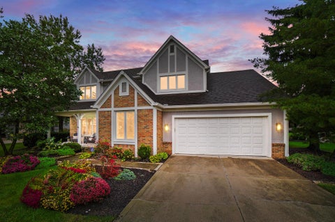 Photo of 8640 Finlarig Drive, Dublin, OH 43017 (MLS # 226036301)