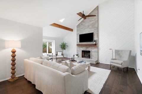 Tiny photo for 8640 Finlarig Drive, Dublin, OH 43017 (MLS # 226036301)