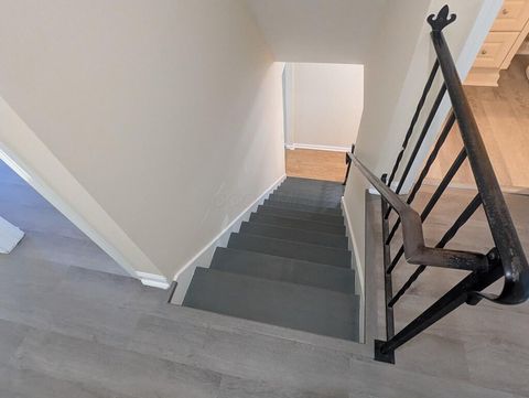 Tiny photo for 329 Cliffview Drive, Columbus, OH 43230 (MLS # 226003782)