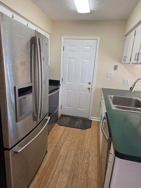 Tiny photo for 329 Cliffview Drive, Columbus, OH 43230 (MLS # 226003782)