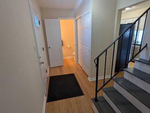 Tiny photo for 329 Cliffview Drive, Columbus, OH 43230 (MLS # 226003782)