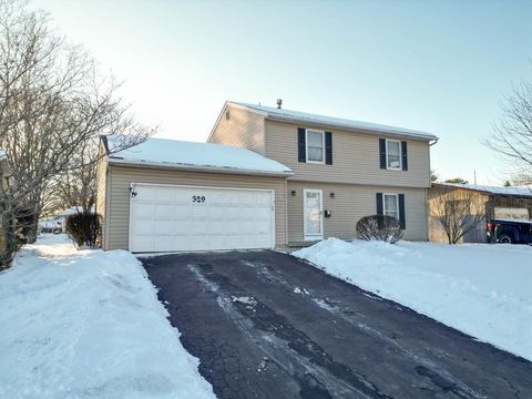 Photo of 329 Cliffview Drive, Columbus, OH 43230 (MLS # 226003782)