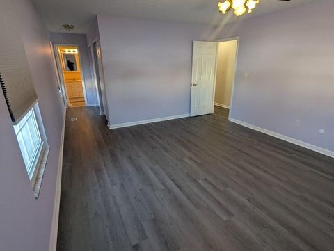 Tiny photo for 329 Cliffview Drive, Columbus, OH 43230 (MLS # 226003782)