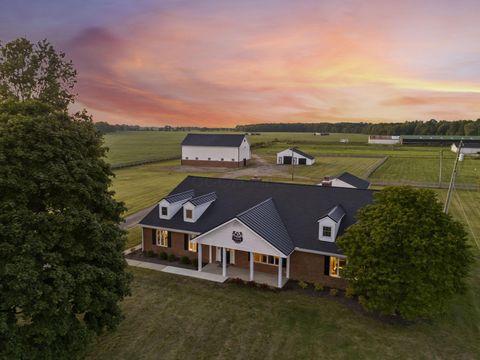 Photo of 7400 Scioto Darby Creek Road, Hilliard, OH 43026 (MLS # 225034221)