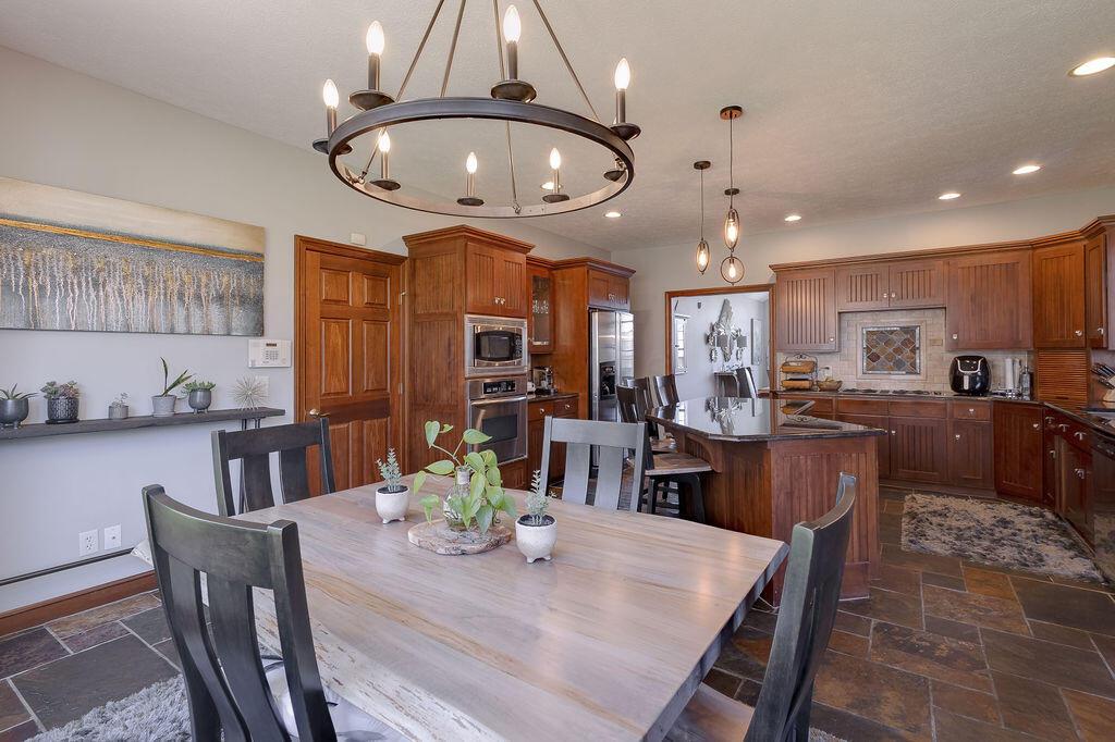 22 Laurelwood Drive, Mount Vernon, Ohio image 16
