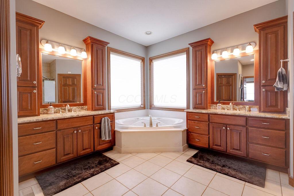 22 Laurelwood Drive, Mount Vernon, Ohio image 27
