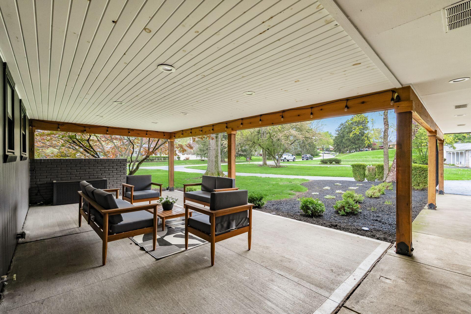 5065 Sharon Hill Drive, Columbus, Ohio image 8