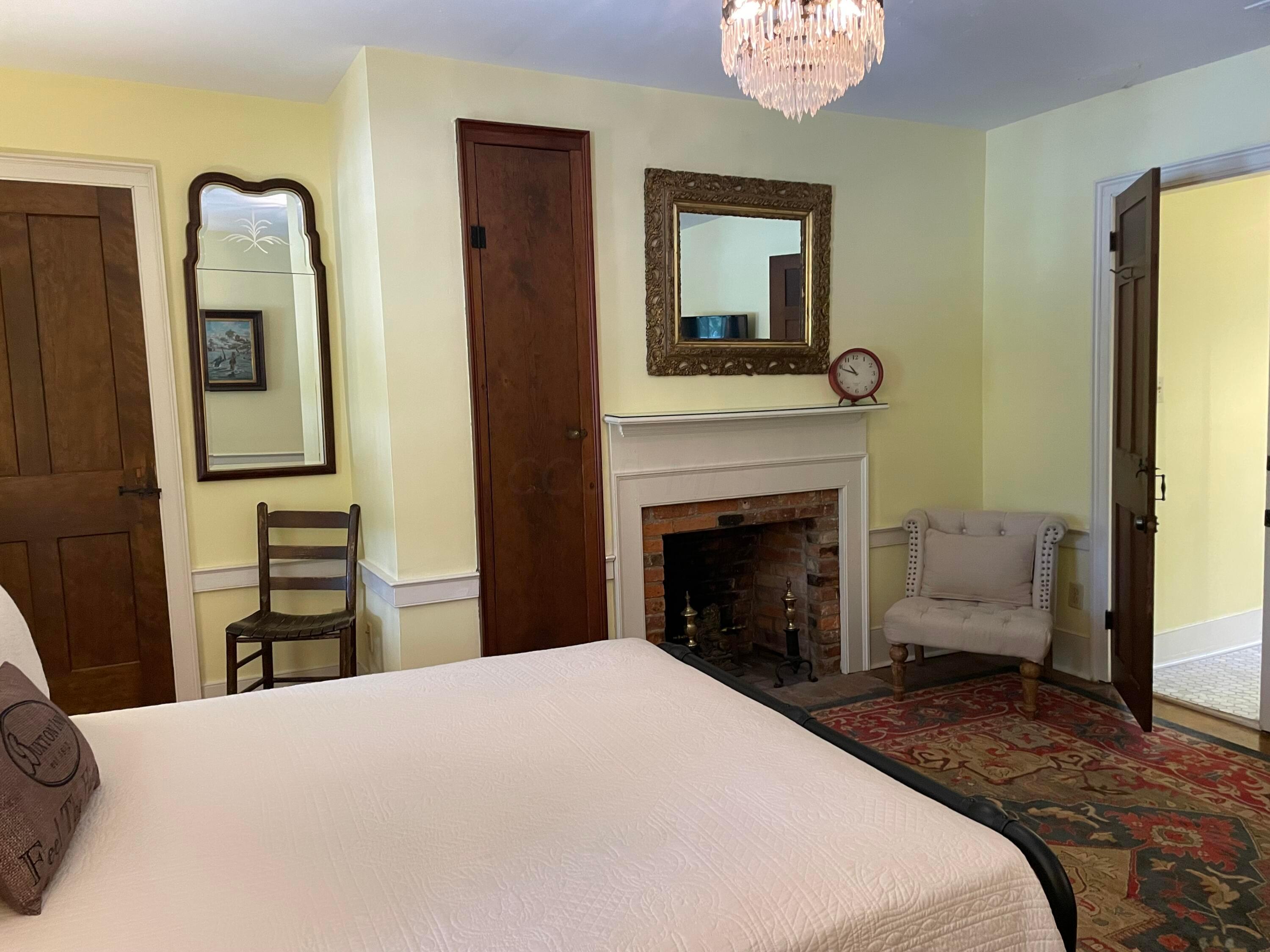 313 E Broadway, Granville, Ohio image 36