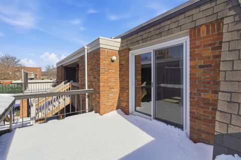 Tiny photo for 1512 Lafayette Drive B #B, Columbus, OH 43220 (MLS # 225045899)