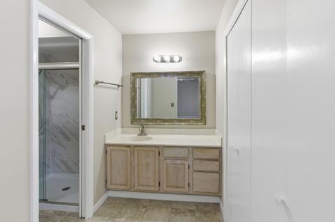 Tiny photo for 1512 Lafayette Drive B #B, Columbus, OH 43220 (MLS # 225045899)