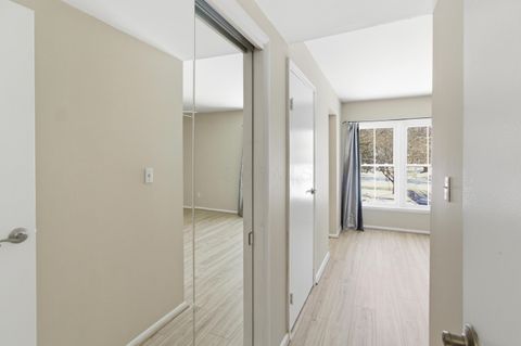 Tiny photo for 1512 Lafayette Drive B #B, Columbus, OH 43220 (MLS # 225045899)