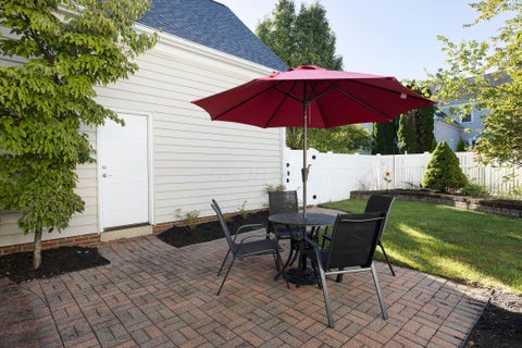 Tiny photo for 8081 Chatham Green Drive, New Albany, OH 43054 (MLS # 226038967)