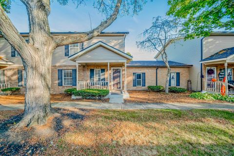 Tiny photo for 1158 Worthington Woods Boulevard, Columbus, OH 43085 (MLS # 225039032)