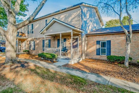 Tiny photo for 1158 Worthington Woods Boulevard, Columbus, OH 43085 (MLS # 225039032)