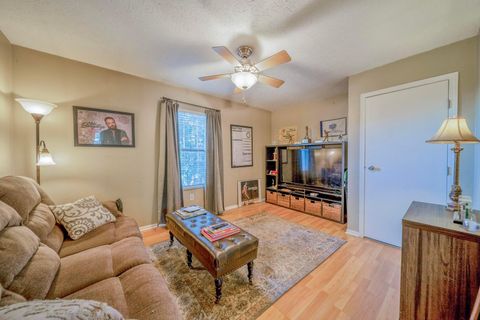 Tiny photo for 1158 Worthington Woods Boulevard, Columbus, OH 43085 (MLS # 225039032)