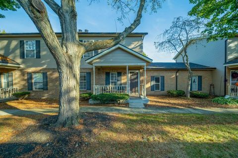 Photo of 1158 Worthington Woods Boulevard, Columbus, OH 43085 (MLS # 225039032)