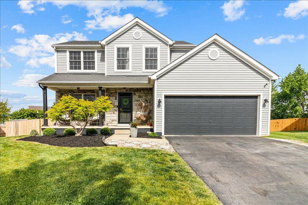 Photo of 493 Lilyfield Lane, Galloway, OH 43119 (MLS # 226014172)