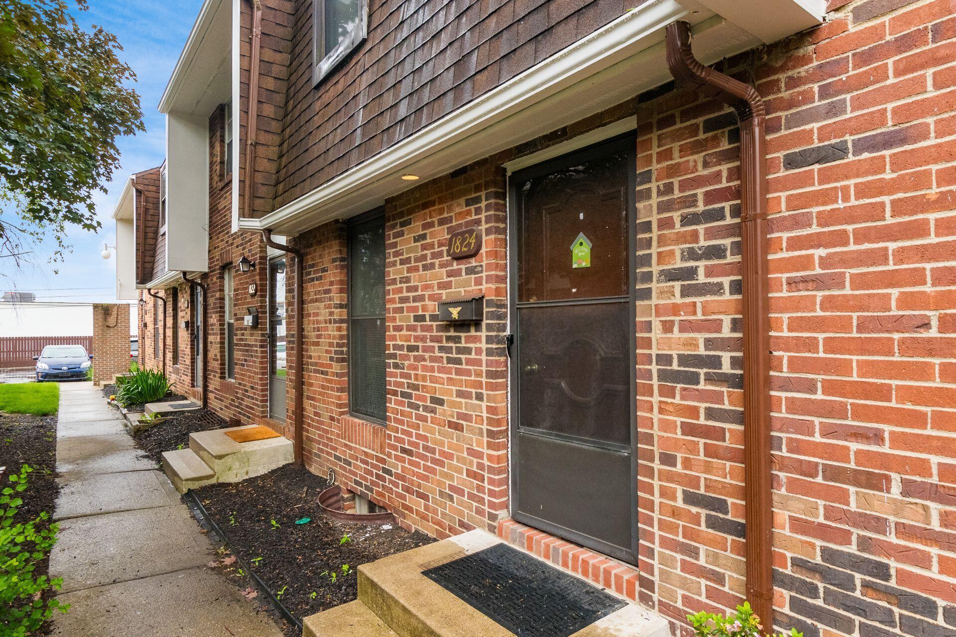1824 Willoway Circle, Columbus, Ohio image 1