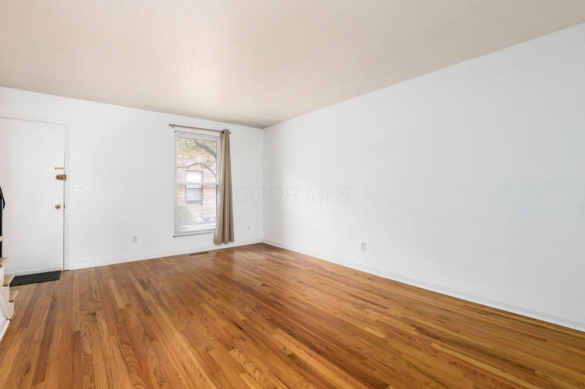 1824 Willoway Circle, Columbus, Ohio image 5