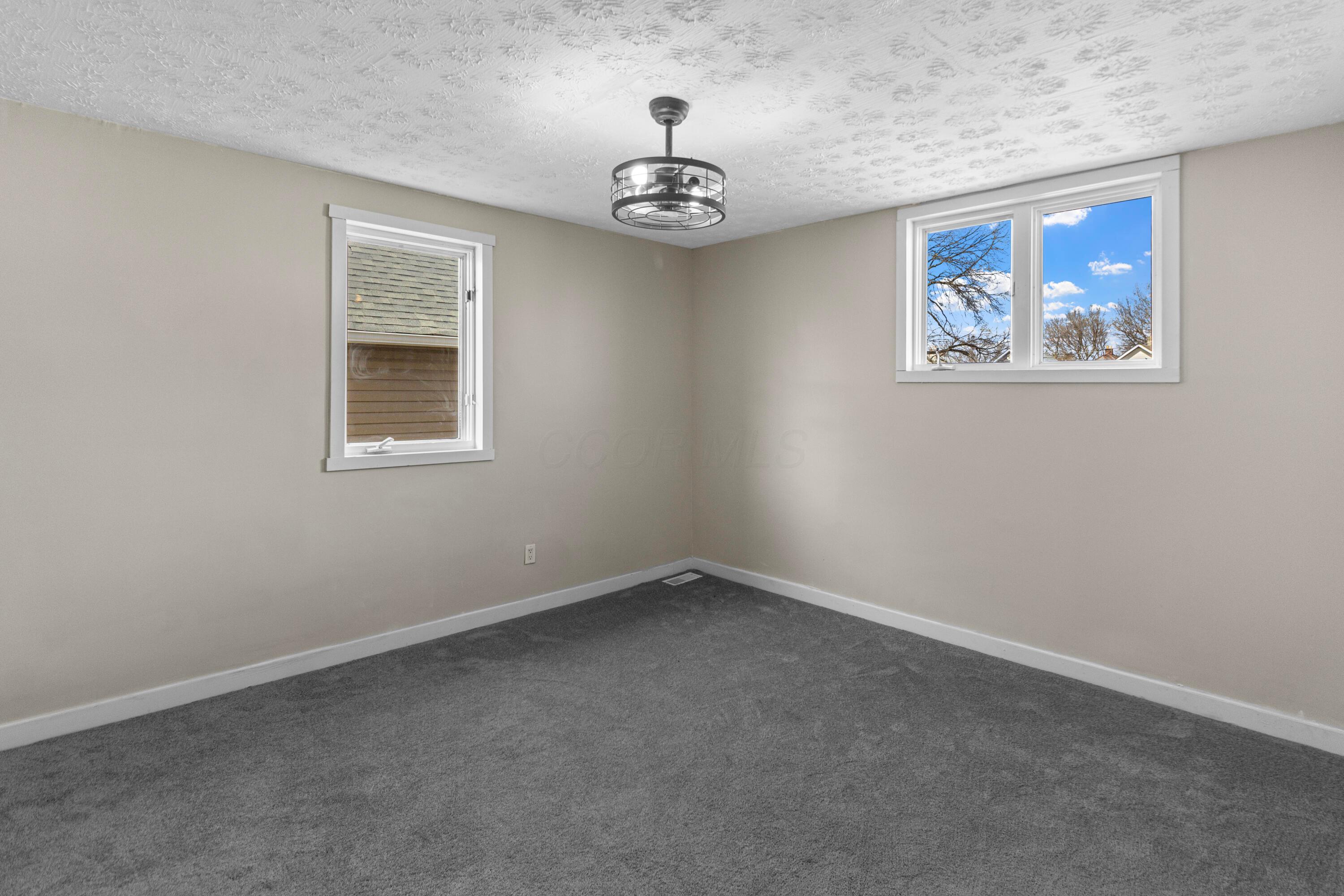 508 E Welch Avenue, Columbus, Ohio image 12
