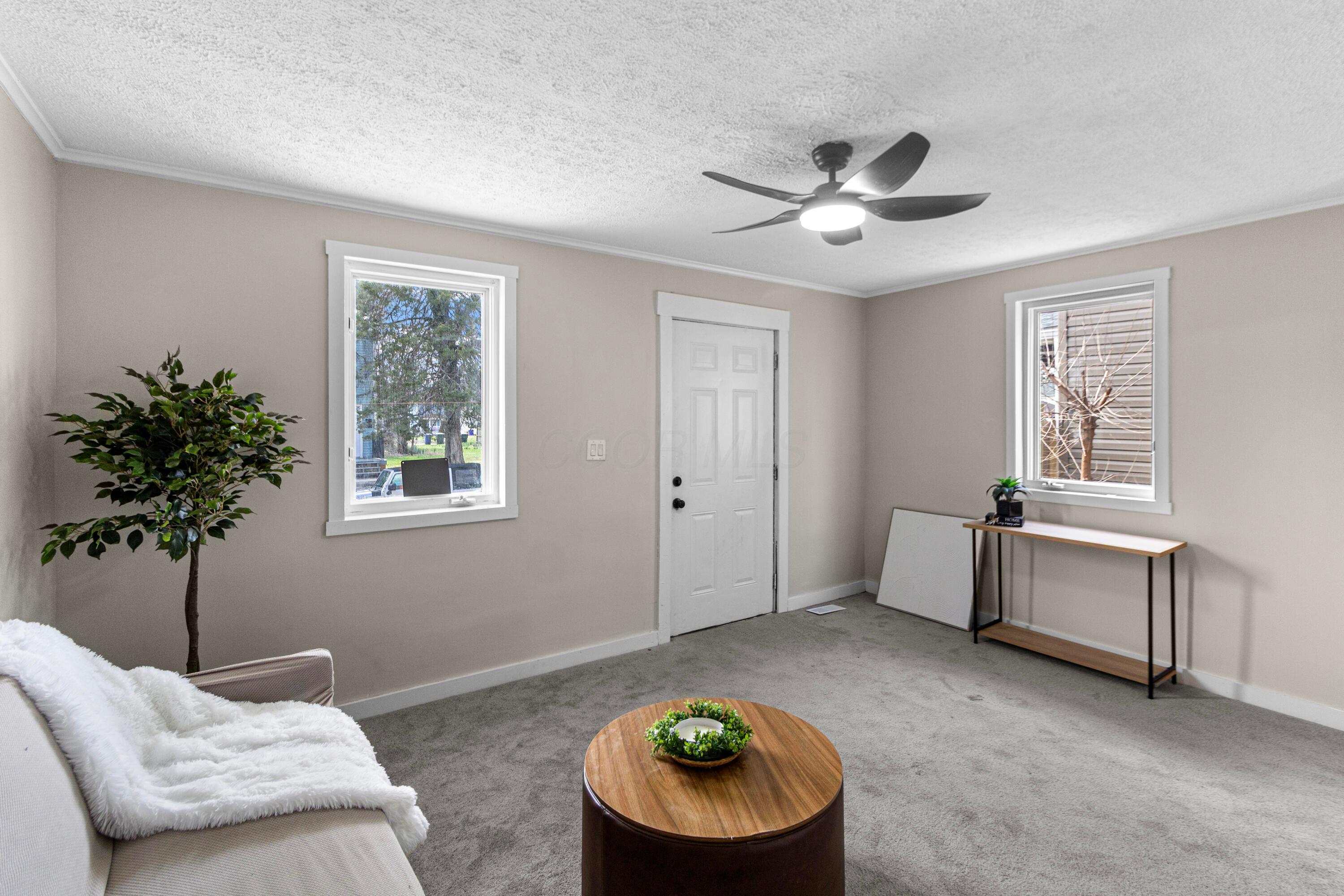 508 E Welch Avenue, Columbus, Ohio image 2