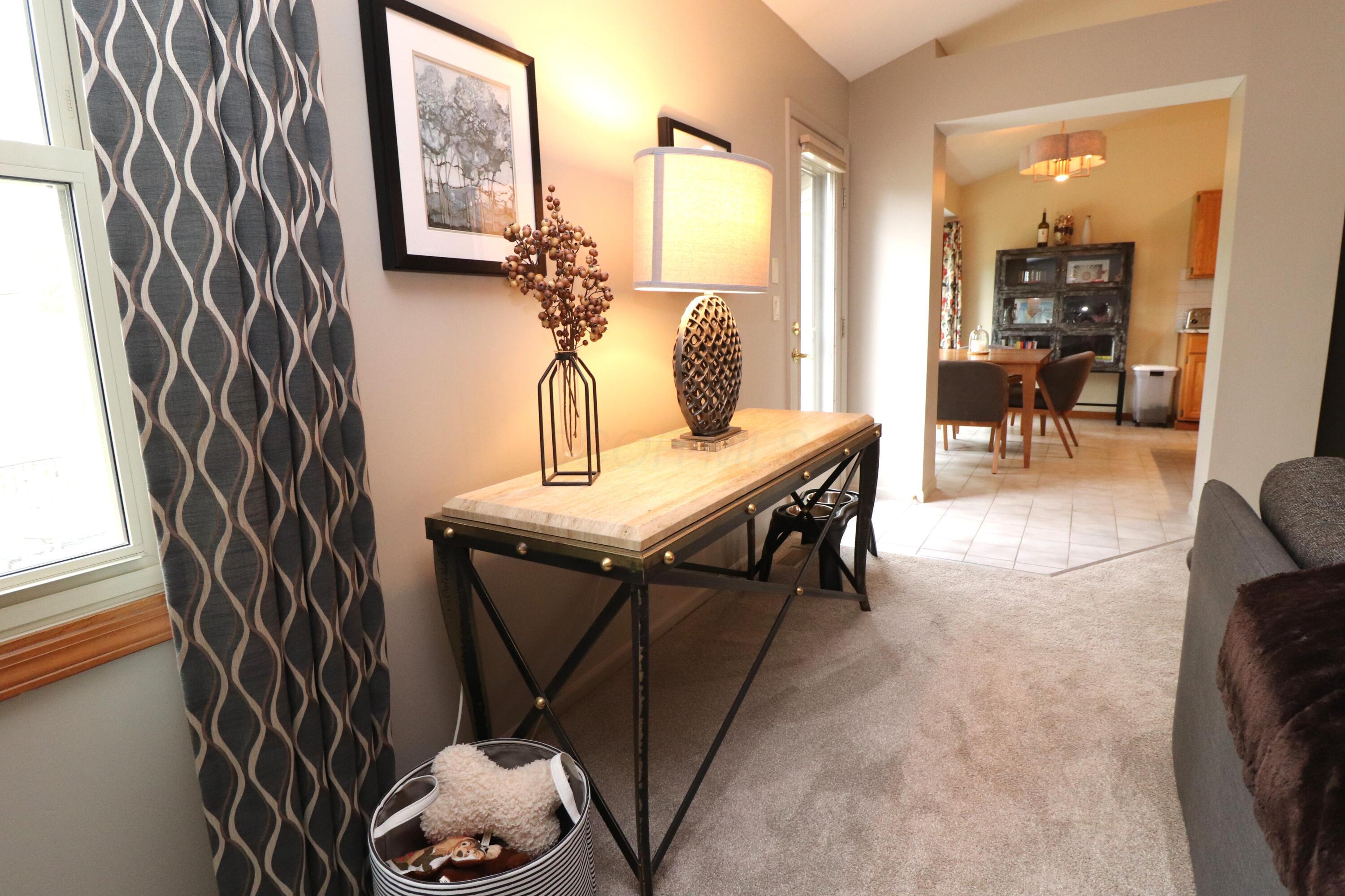 3476 Mark Twain Drive, Hilliard, Ohio image 16