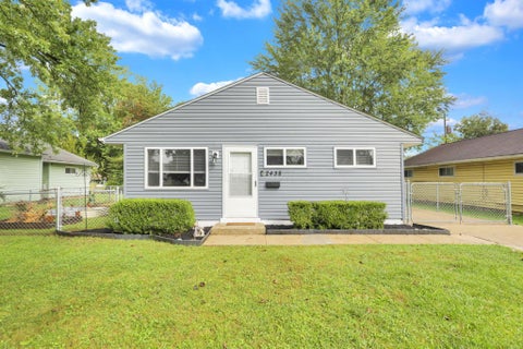 Photo of 2438 Hanna Drive, Columbus, OH 43211 (MLS # 226034625)
