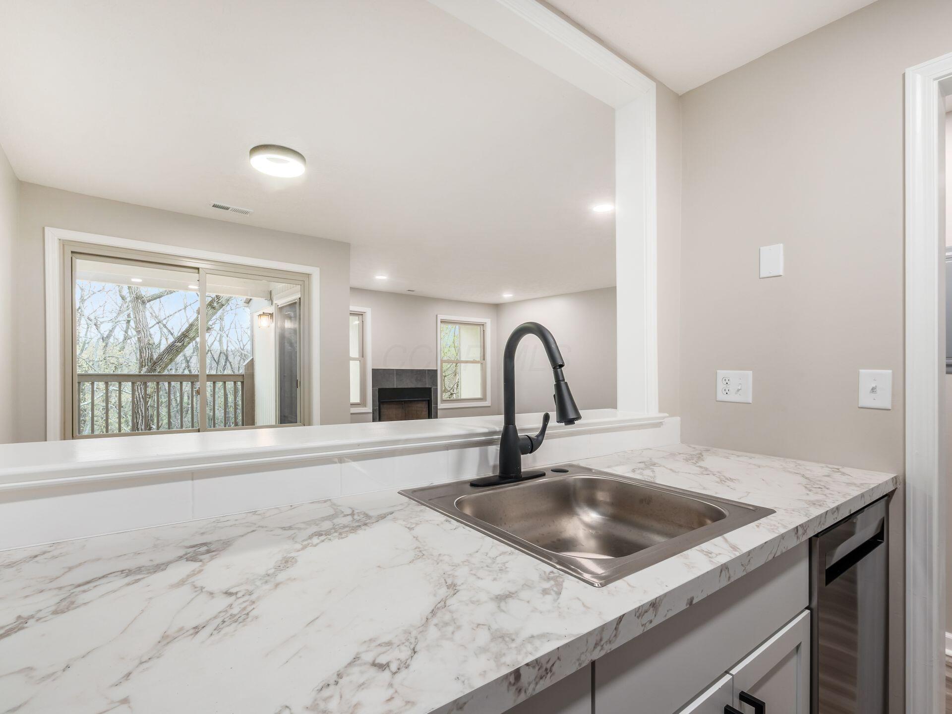 1474 Cliff Court #18/ C, Columbus, Ohio image 21