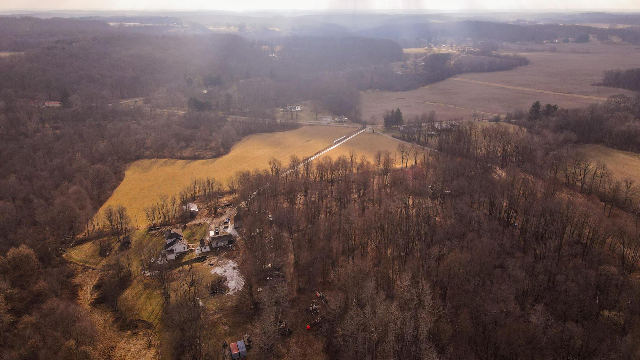 N Liberty Road, Mount Vernon, Ohio image 1