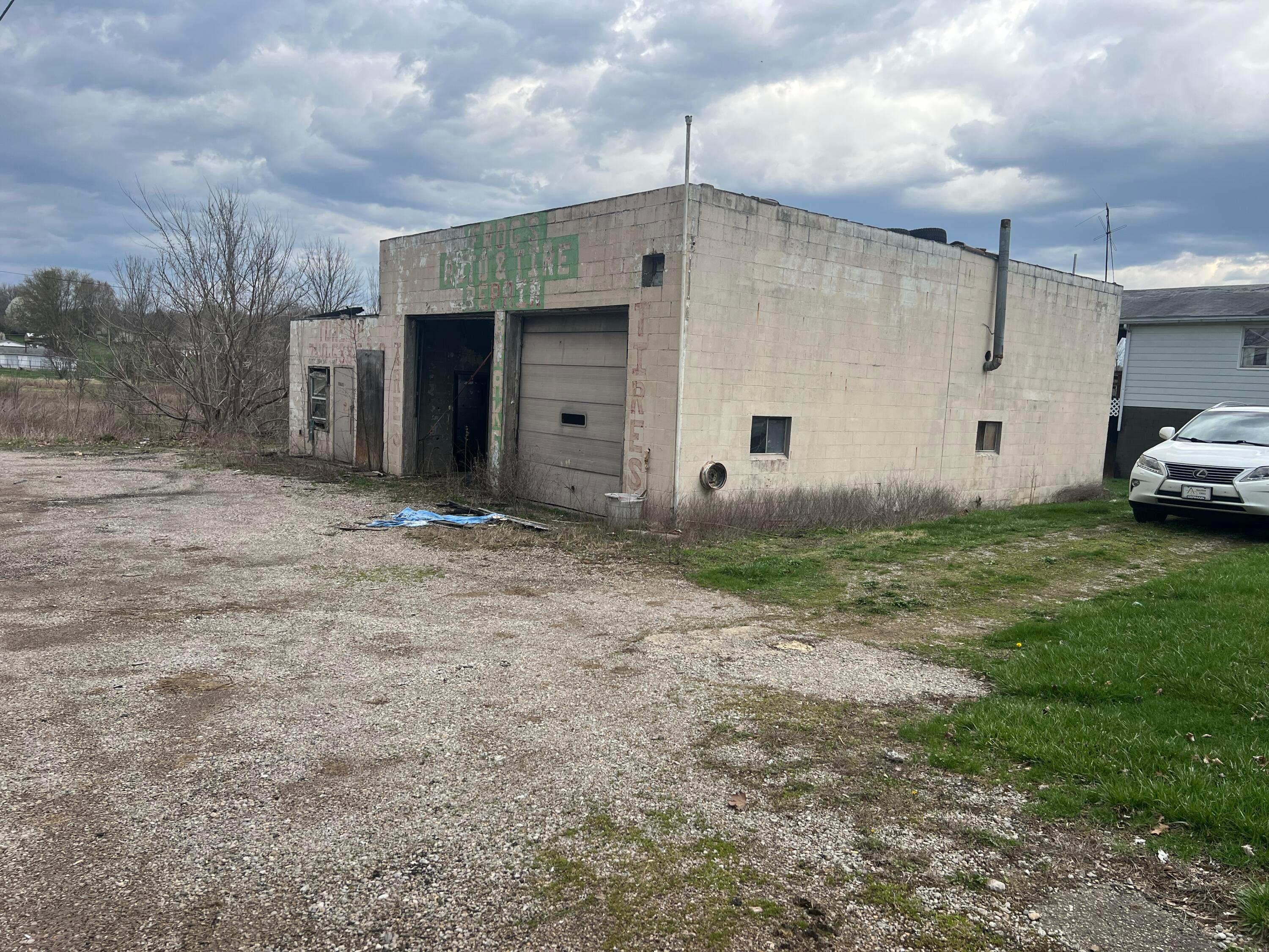 County Road 98, Crooksville, Ohio image 3